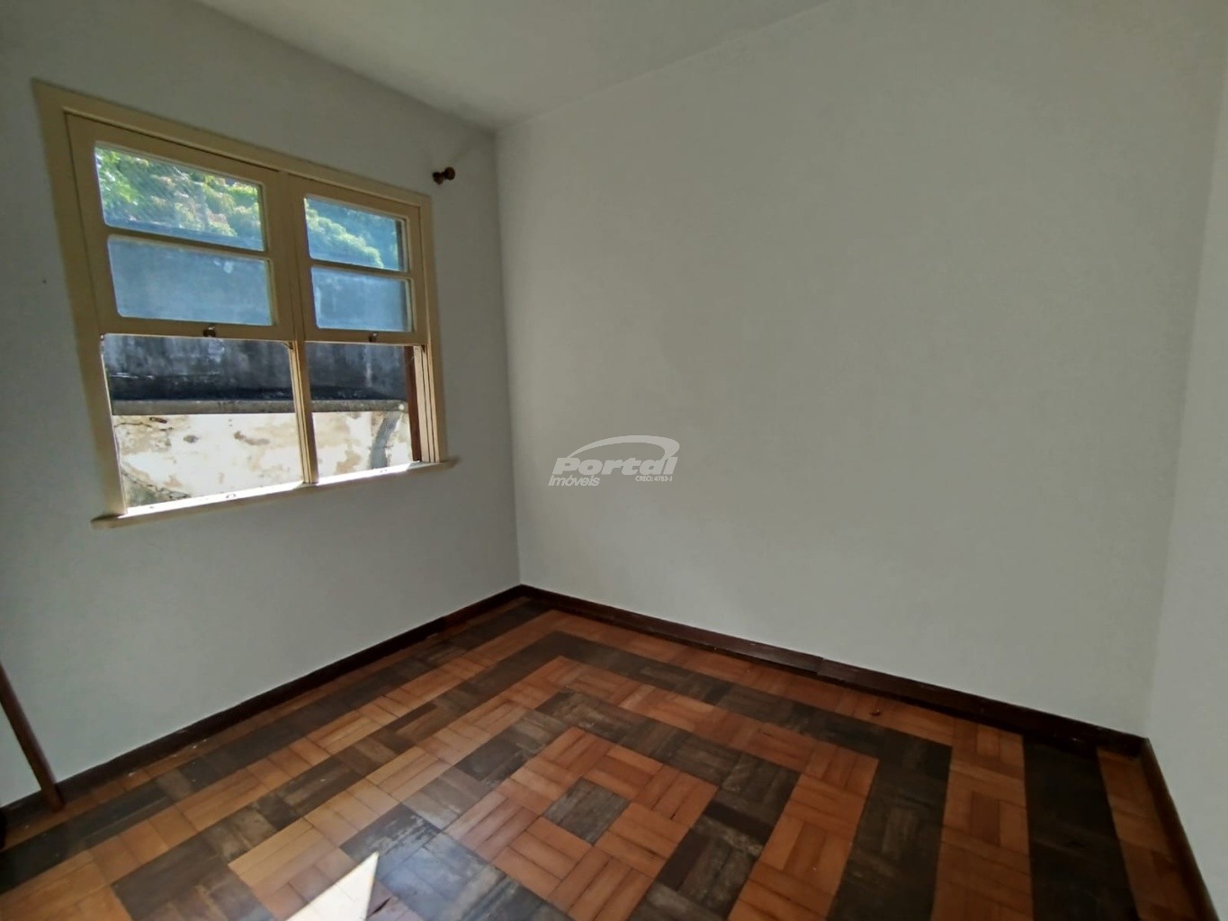 Casa para alugar com 7 quartos, 250m² - Foto 21