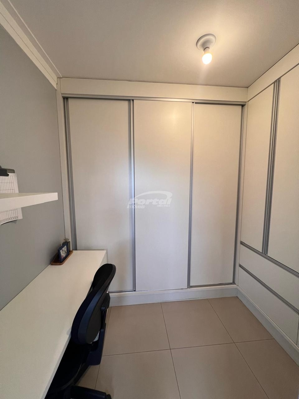 Apartamento à venda com 3 quartos, 133m² - Foto 17