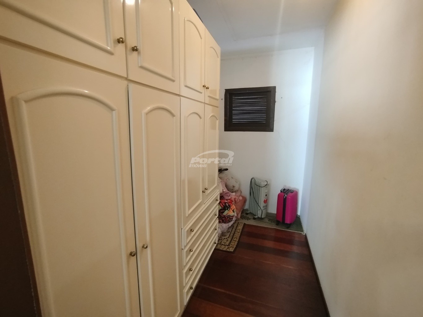 Casa para alugar com 4 quartos, 311m² - Foto 19