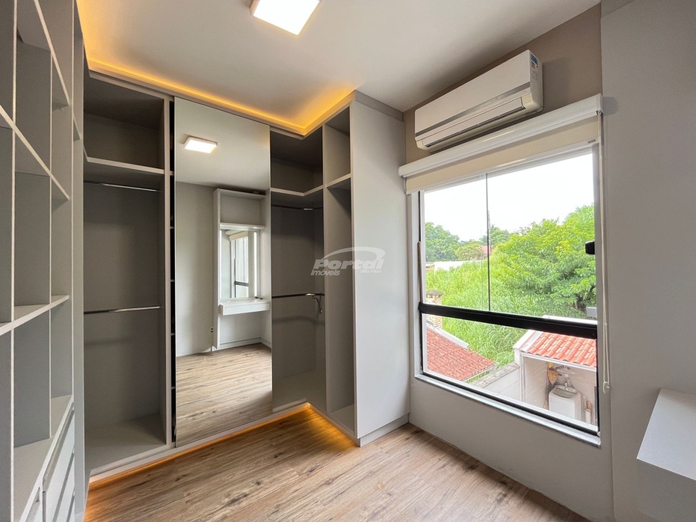 Casa à venda com 2 quartos, 86m² - Foto 9