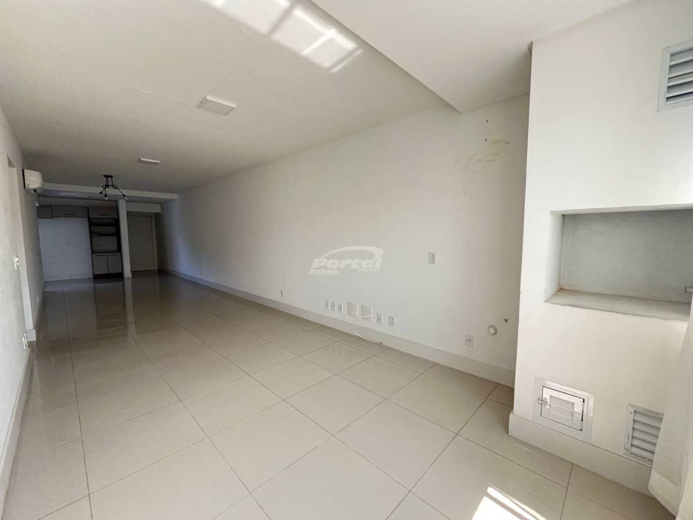 Apartamento para alugar com 3 quartos, 112m² - Foto 6