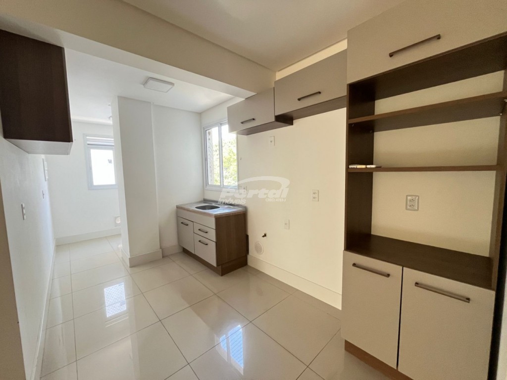 Apartamento à venda com 3 quartos, 111m² - Foto 8