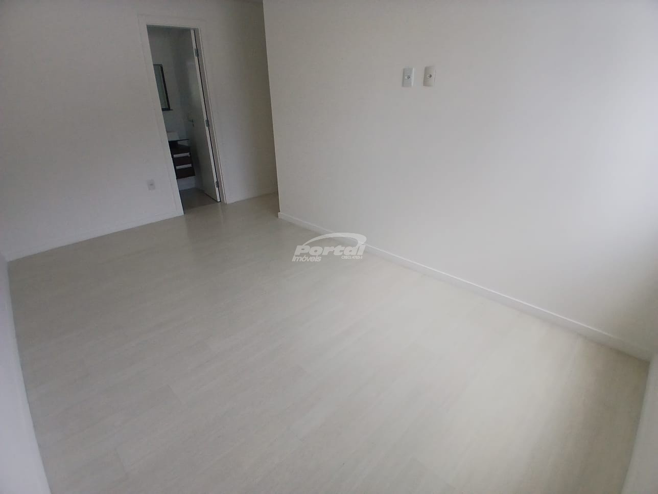 Apartamento para alugar com 2 quartos, 80m² - Foto 16