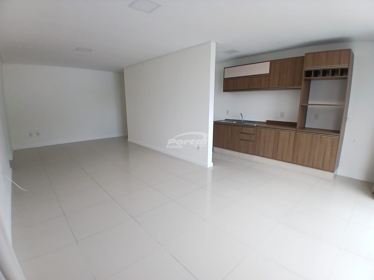 Apartamento para alugar com 2 quartos, 80m² - Foto 12