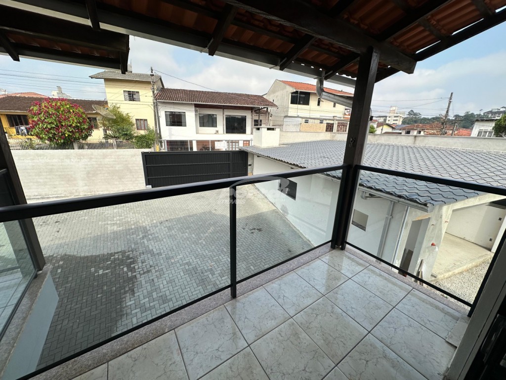 Casa para alugar com 4 quartos, 210m² - Foto 16