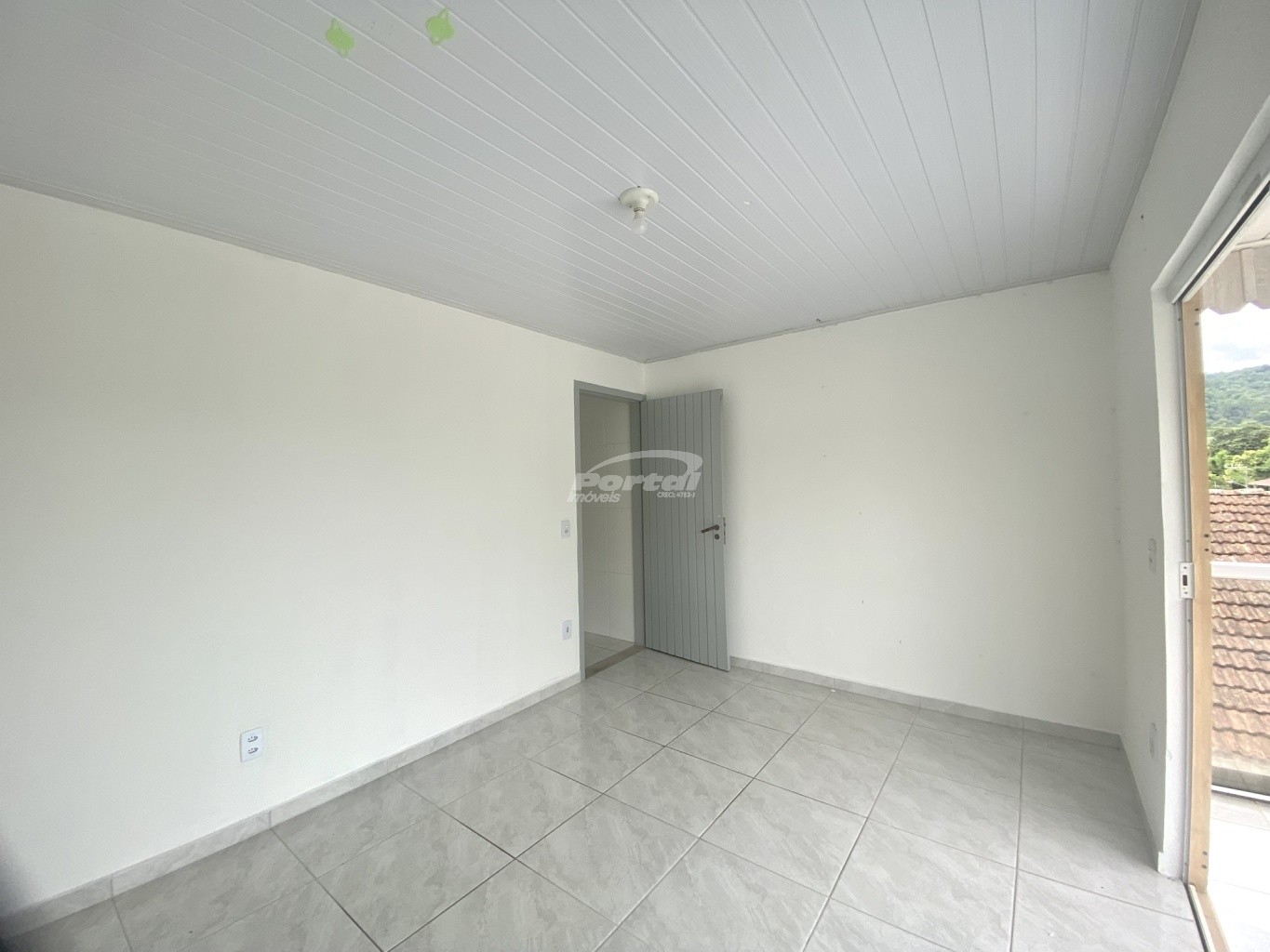 Casa para alugar com 3 quartos, 110m² - Foto 3