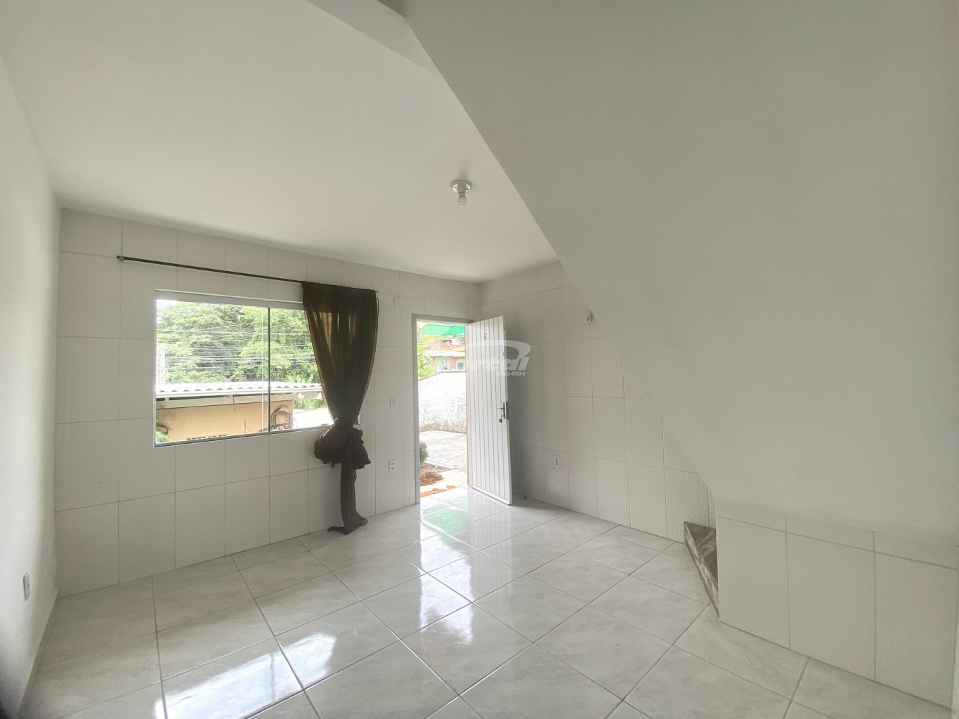 Casa para alugar com 3 quartos, 110m² - Foto 12