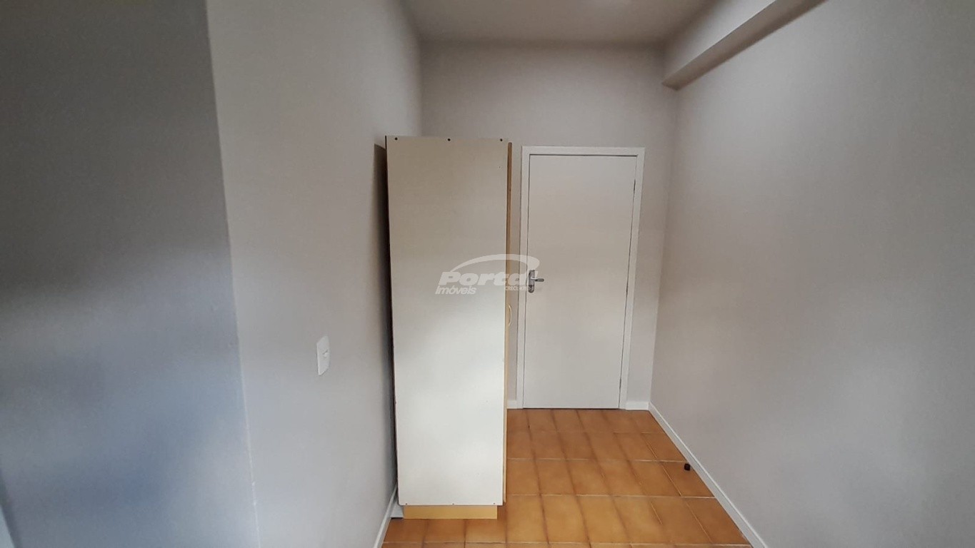 Casa para alugar com 3 quartos, 90m² - Foto 14