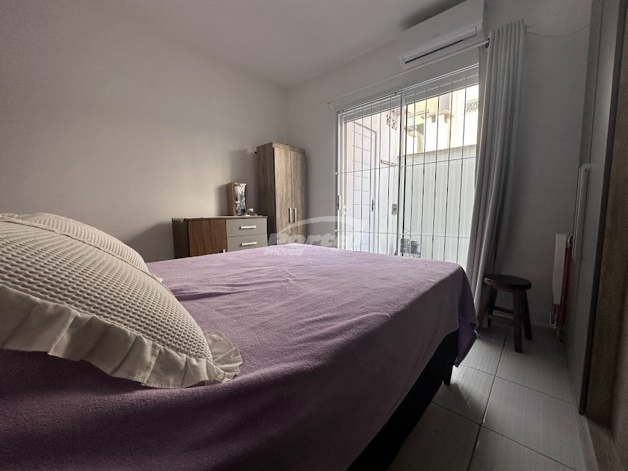 Casa para alugar com 2 quartos, 60m² - Foto 12