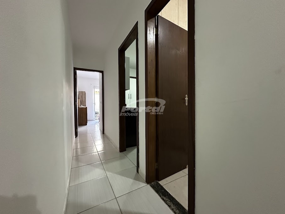 Casa para alugar com 2 quartos, 60m² - Foto 17