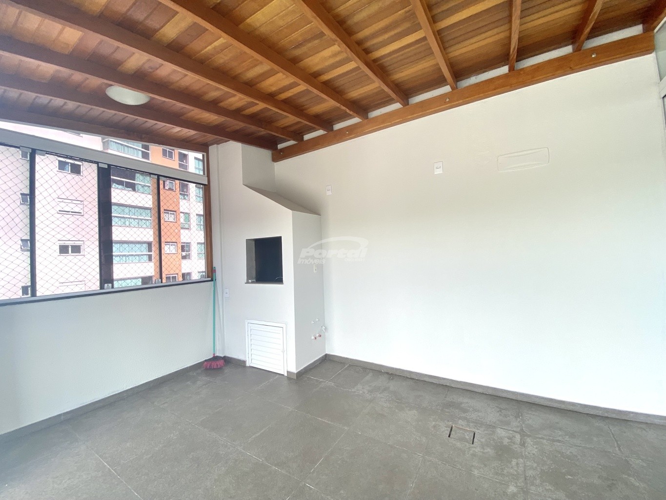 Cobertura para alugar com 2 quartos, 155m² - Foto 22