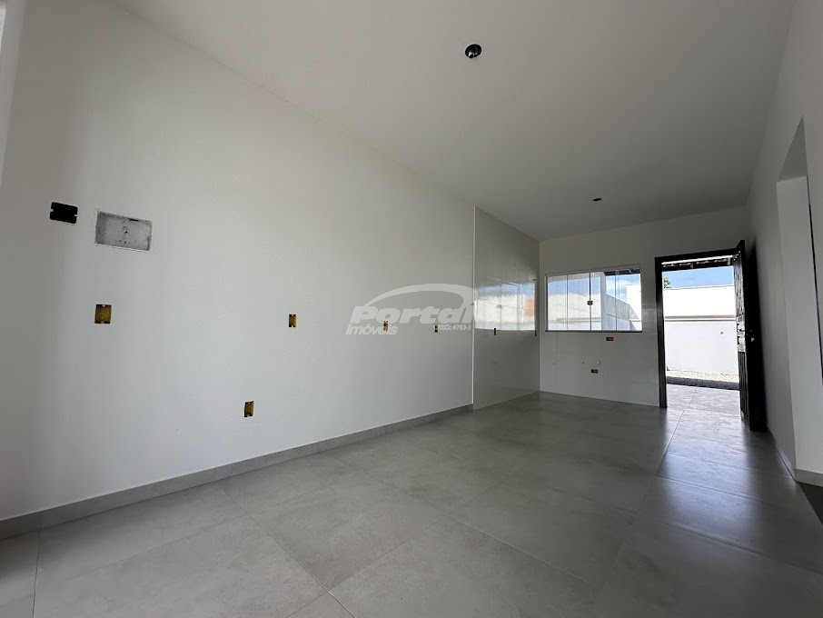 Casa para alugar com 2 quartos, 72m² - Foto 4