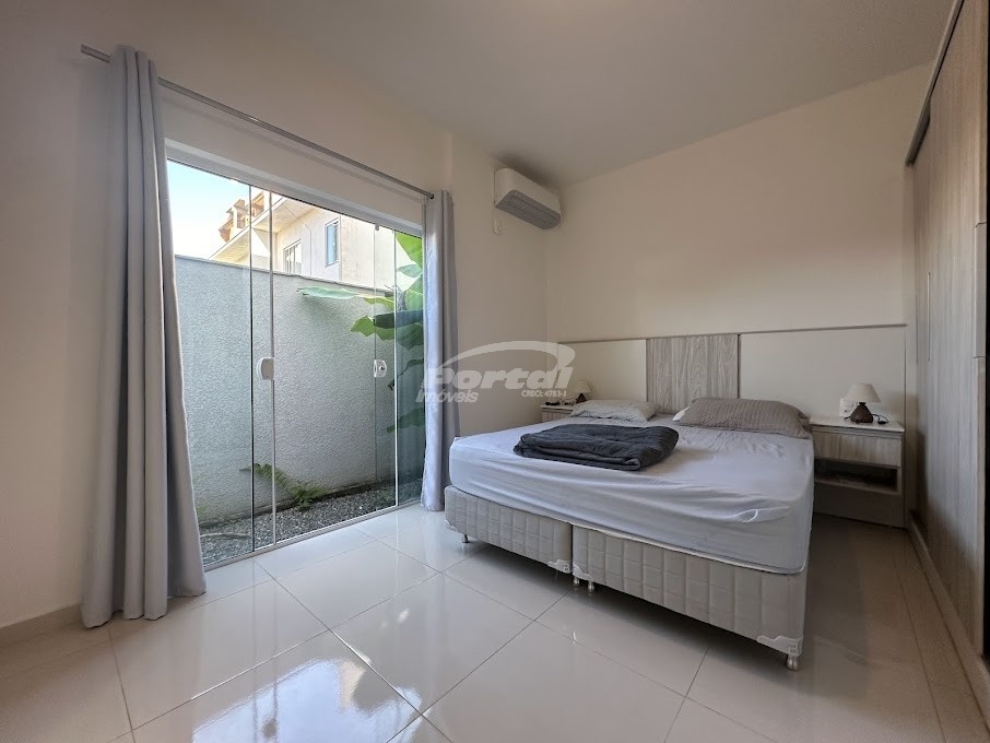 Apartamento para alugar com 2 quartos, 70m² - Foto 10