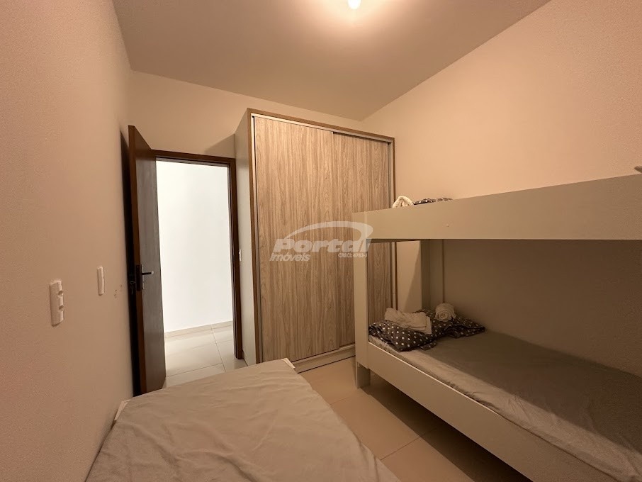 Apartamento para alugar com 2 quartos, 70m² - Foto 17