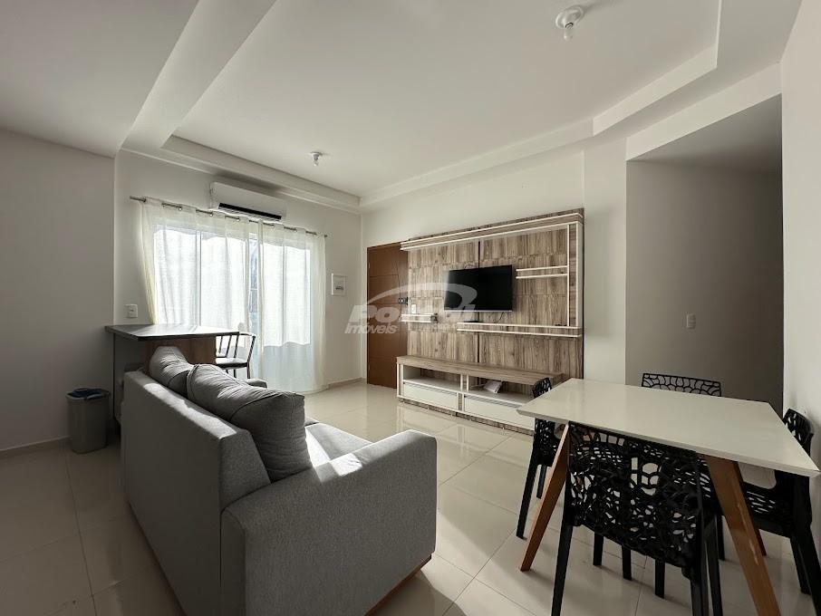 Apartamento para alugar com 2 quartos, 70m² - Foto 8