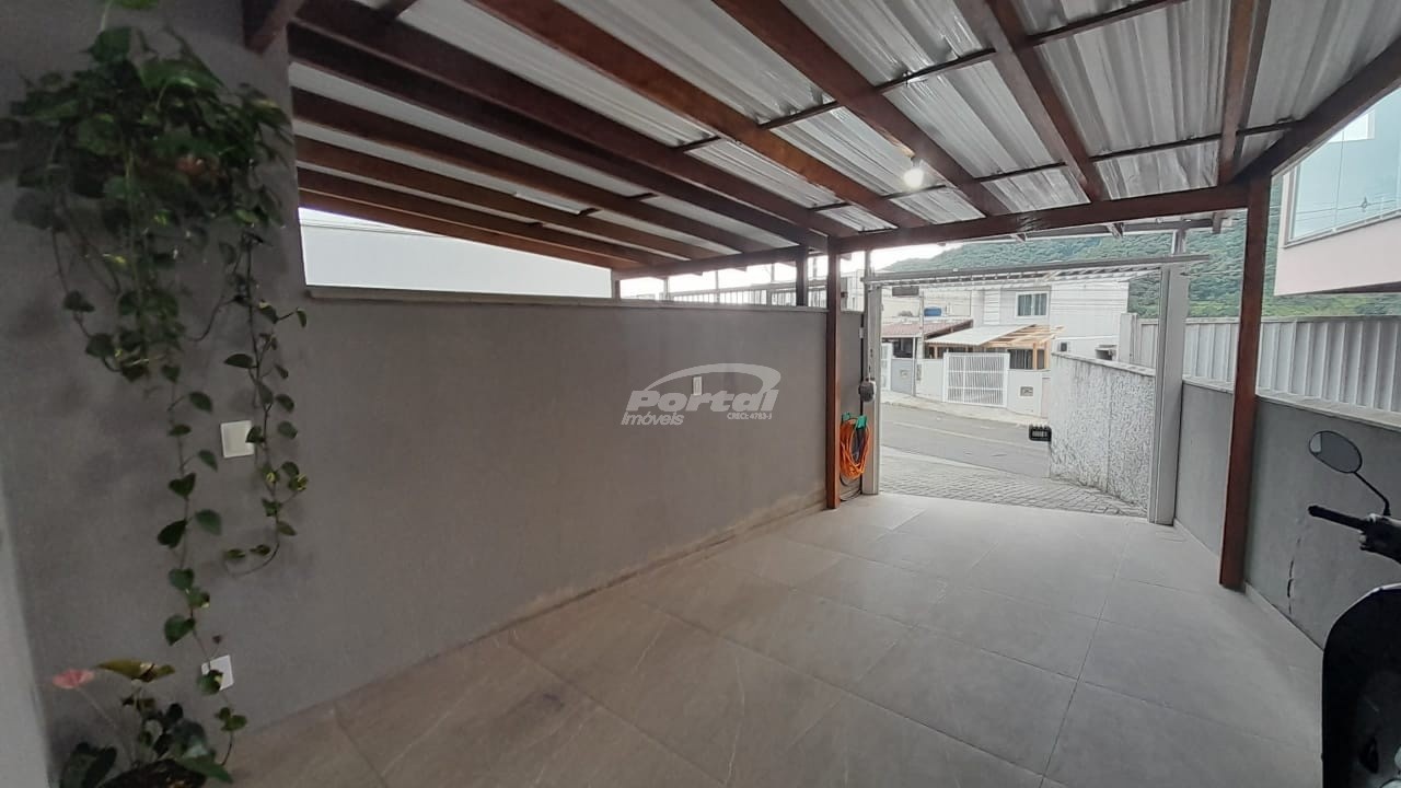 Casa para alugar com 3 quartos, 82m² - Foto 2