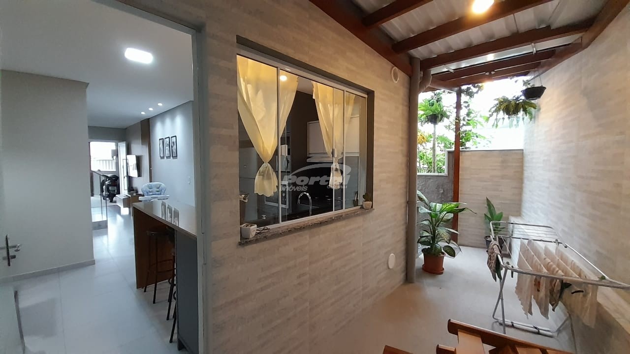 Casa para alugar com 3 quartos, 82m² - Foto 12