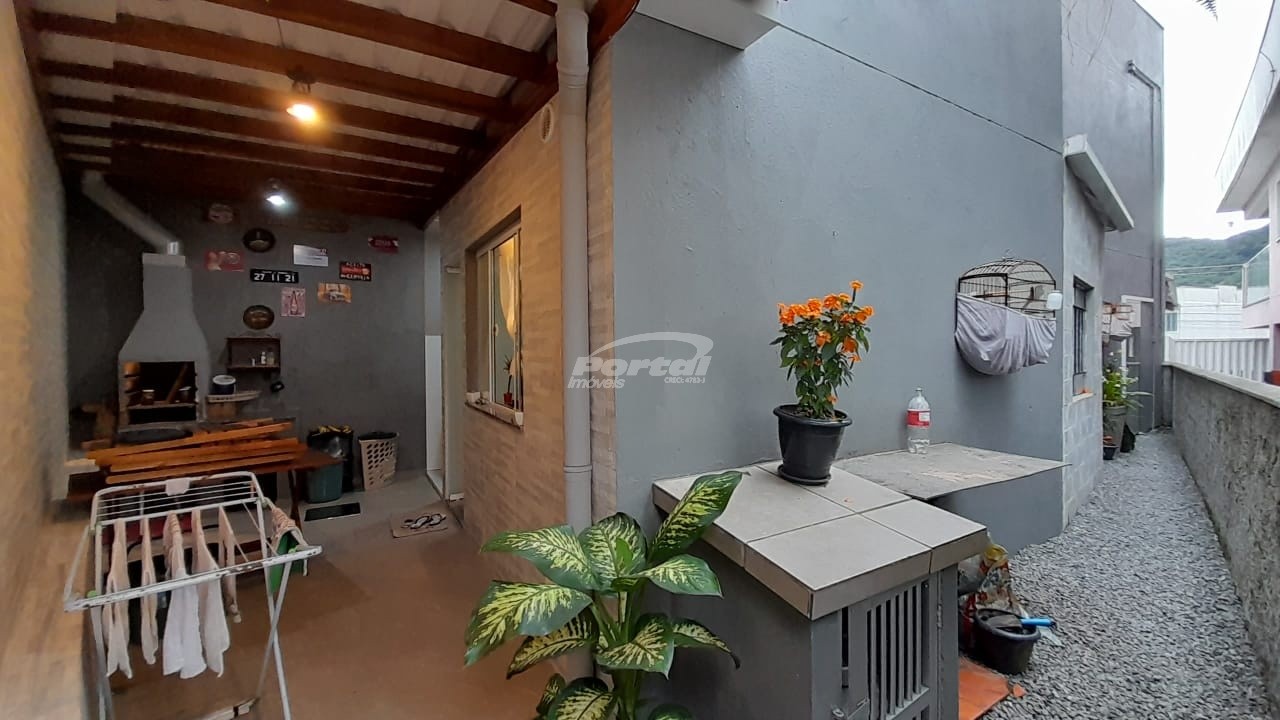 Casa para alugar com 3 quartos, 82m² - Foto 13