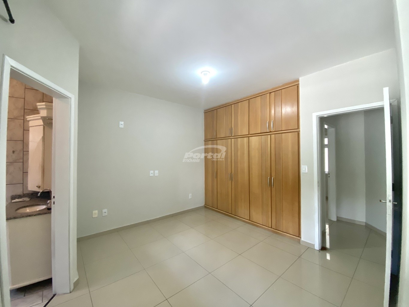 Casa para alugar com 2 quartos, 75m² - Foto 5