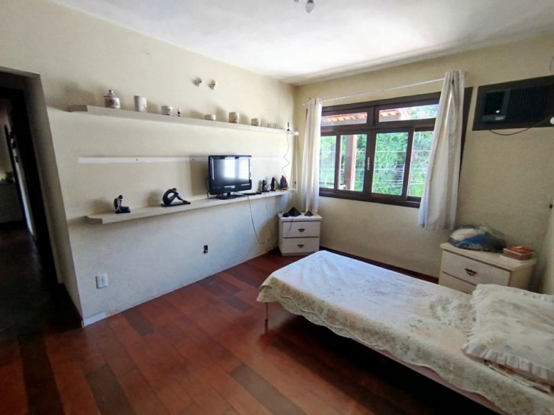 Casa à venda com 4 quartos, 311m² - Foto 17