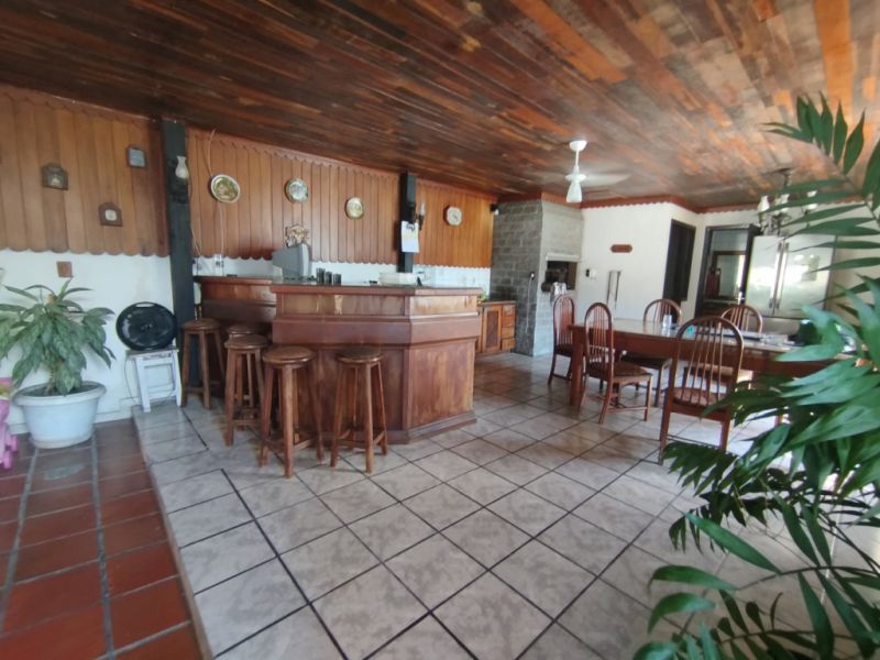 Casa à venda com 4 quartos, 311m² - Foto 22