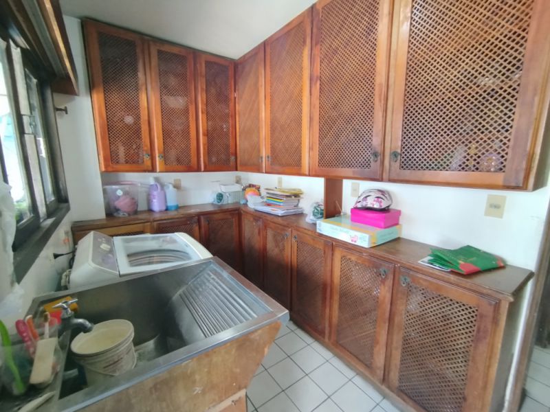 Casa à venda com 4 quartos, 311m² - Foto 30