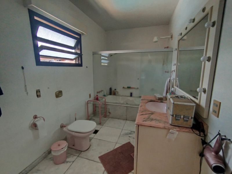 Casa à venda com 4 quartos, 311m² - Foto 13