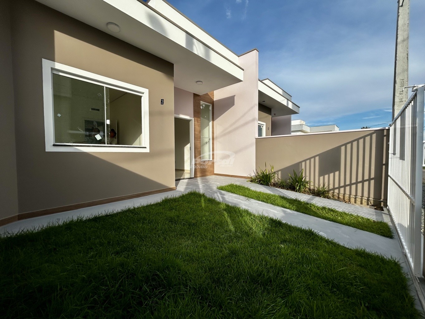 Casa para alugar com 2 quartos, 60m² - Foto 2