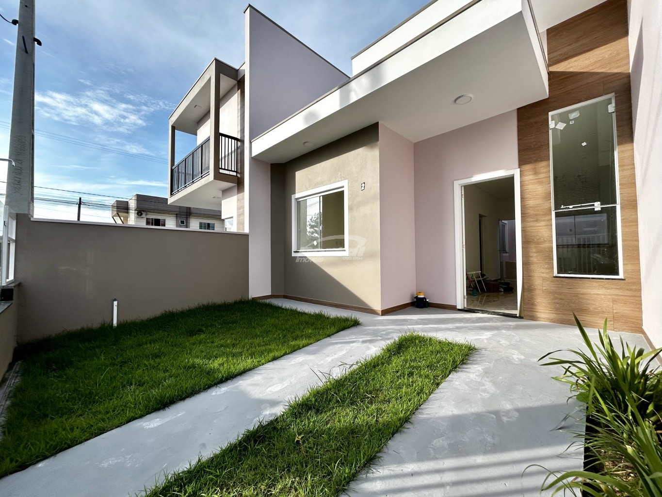 Casa para alugar com 2 quartos, 60m² - Foto 1