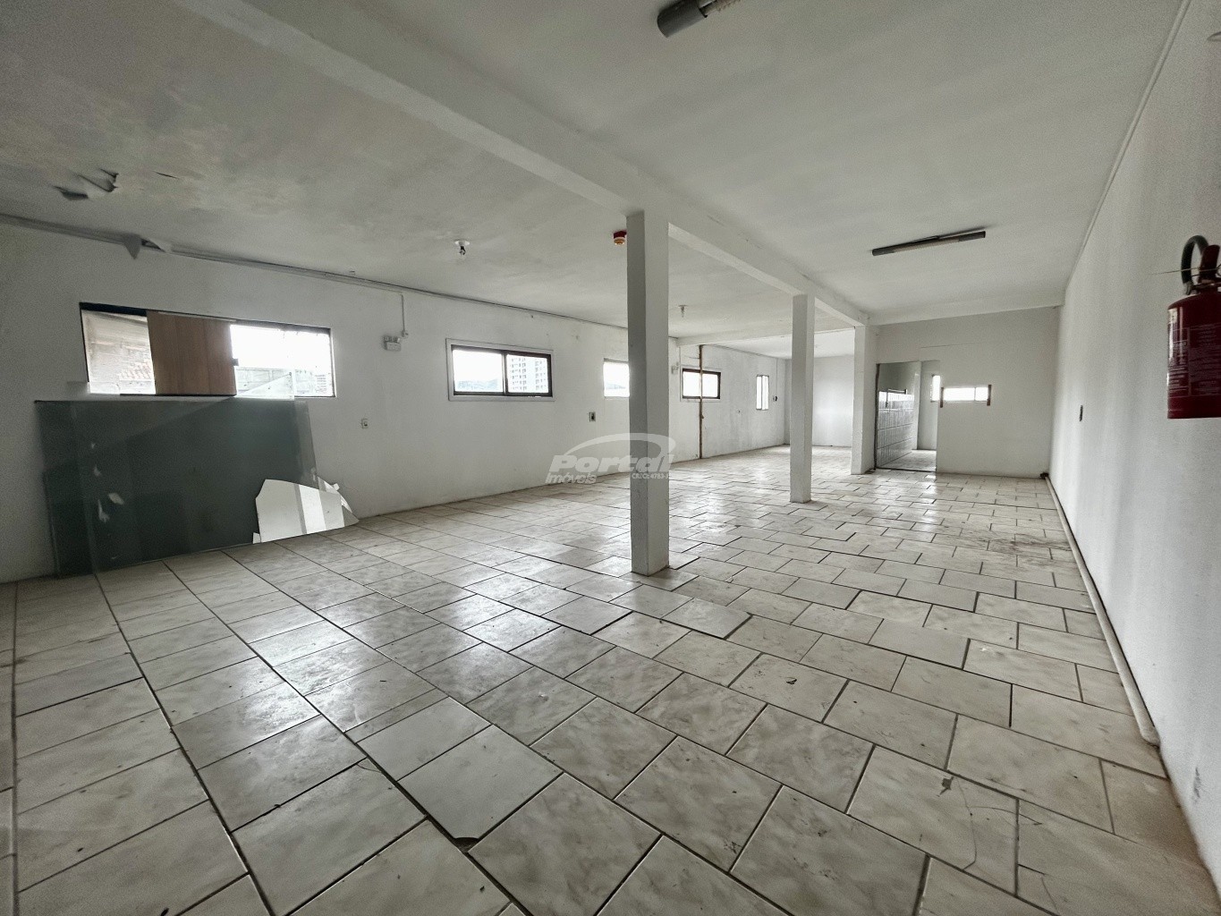 Sala Comercial de 35m² no bairro Centro, em Balneário Piçarras | Eu Corretor