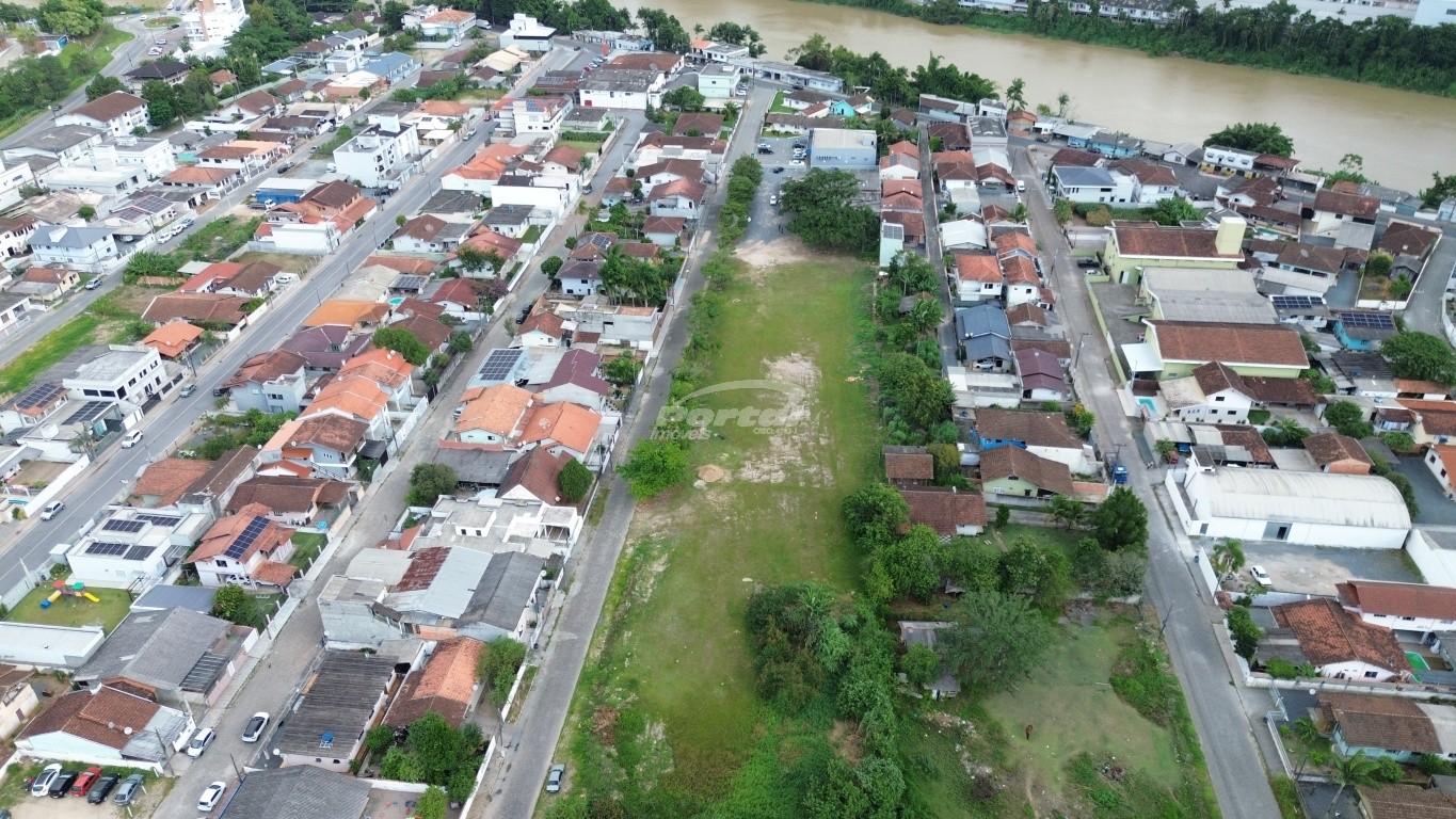 Lote/Terreno de 10164m² no bairro Margem Esquerda, em Gaspar | Eu Corretor