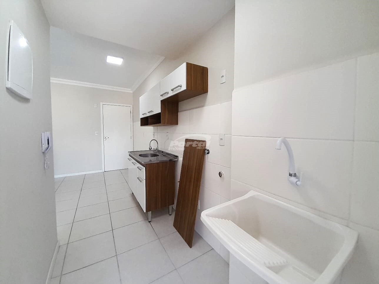 Apartamento para alugar com 2 quartos, 64m² - Foto 5