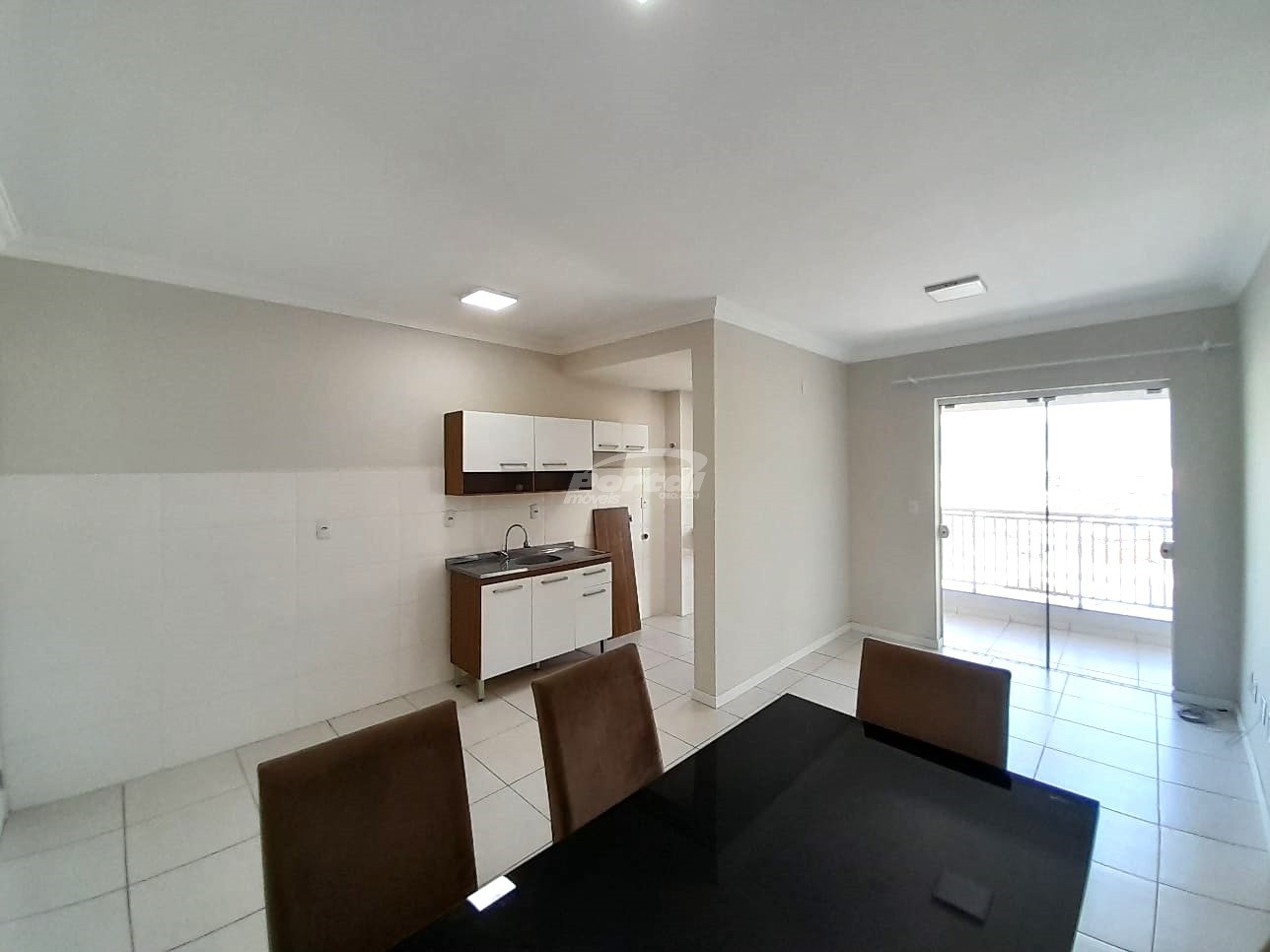 Apartamento para alugar com 2 quartos, 64m² - Foto 11