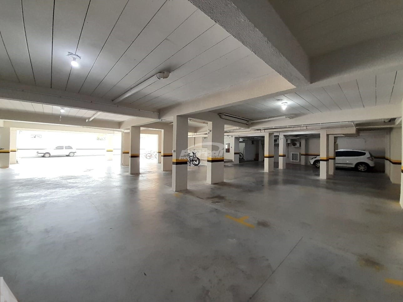 Apartamento para alugar com 2 quartos, 64m² - Foto 27