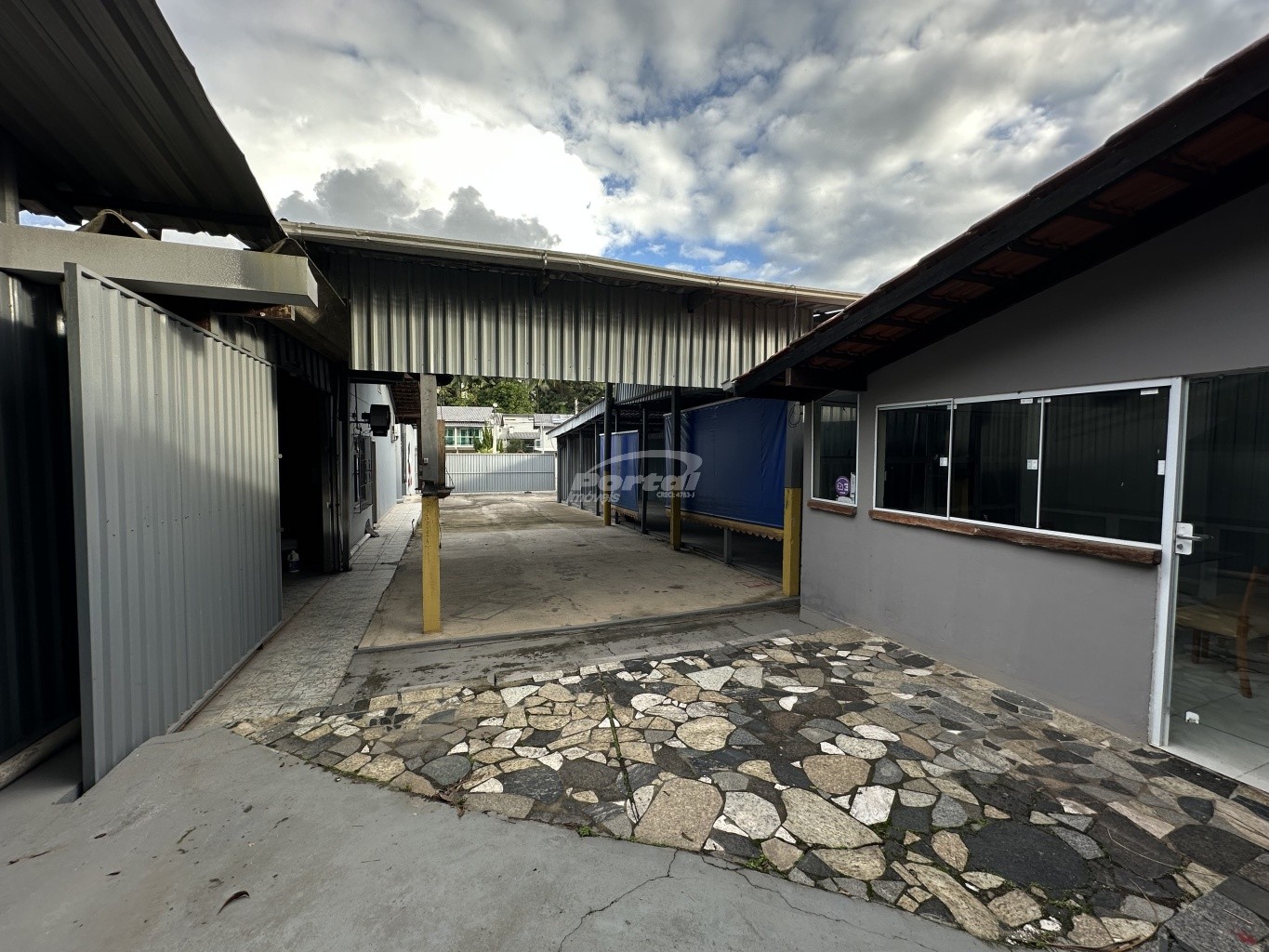 Depósito-Galpão-Armazém à venda, 750m² - Foto 17