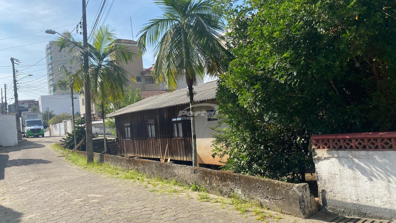 Lote/Terreno de 450m² no bairro Escola Agrícola, em Blumenau | Eu Corretor