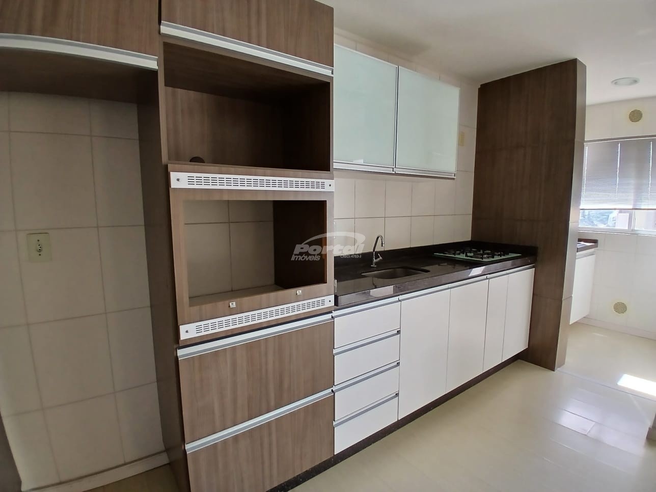 Apartamento para alugar com 2 quartos, 80m² - Foto 3