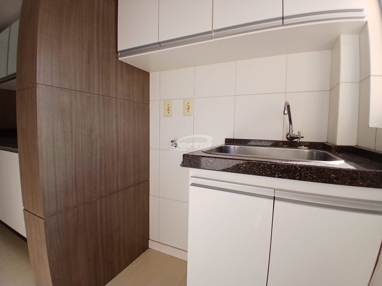 Apartamento para alugar com 2 quartos, 80m² - Foto 4