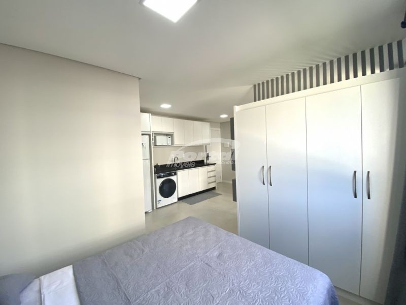 Apartamento à venda com 1 quarto, 32m² - Foto 5