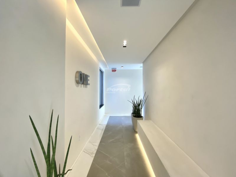 Apartamento à venda com 1 quarto, 32m² - Foto 2