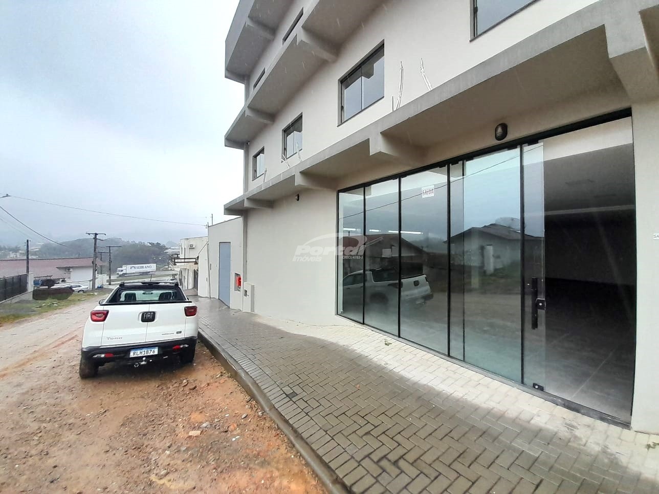 Sala Comercial de 100m² no bairro Margem Esquerda, em Gaspar | Eu Corretor