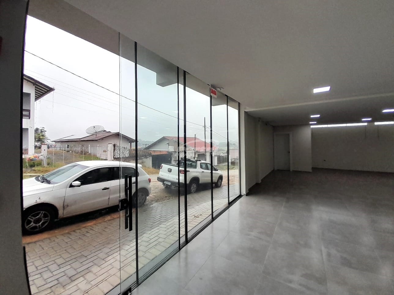 Sala Comercial de 100m² no bairro Margem Esquerda, em Gaspar | Eu Corretor