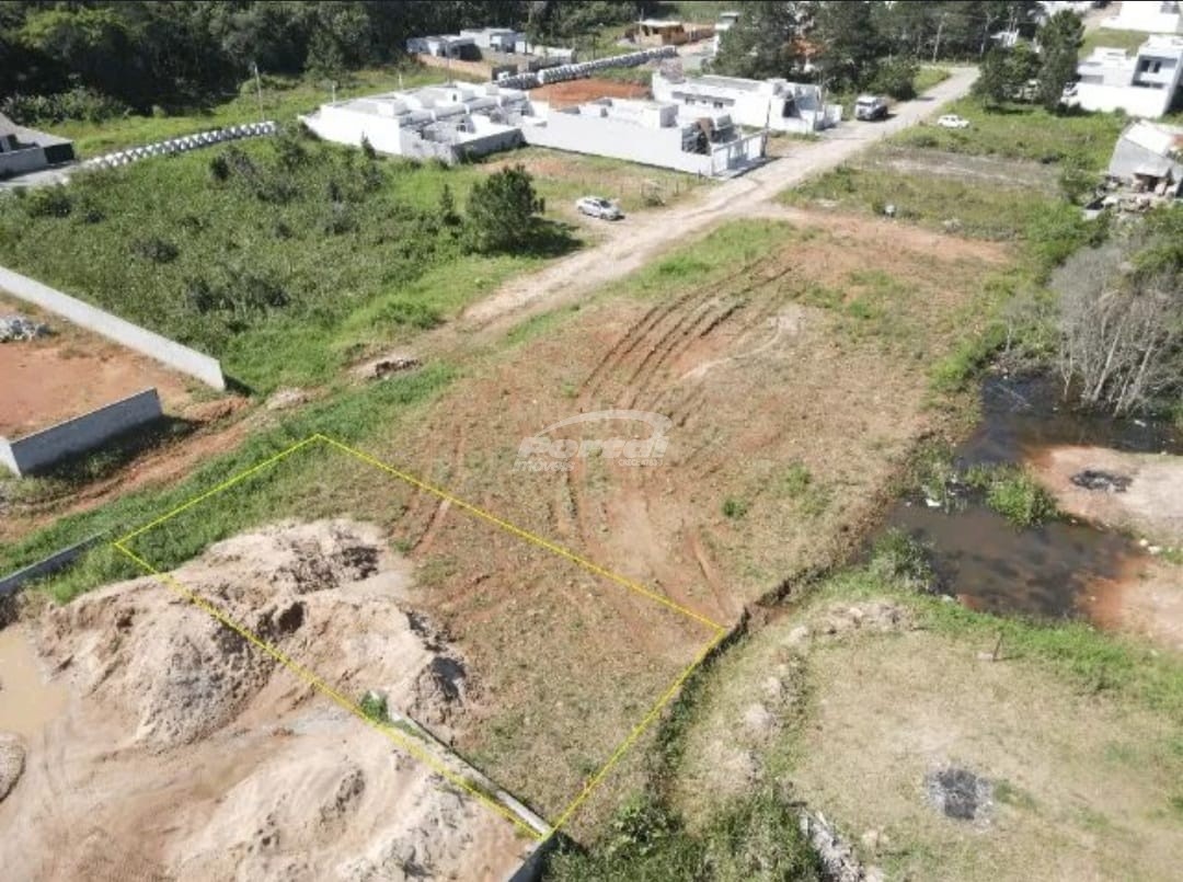 Lote/Terreno de 300m² no bairro Itacolomi, em Balneário Piçarras | Eu Corretor