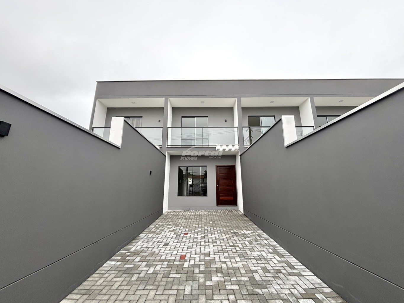 Casa para alugar com 2 quartos, 100m² - Foto 1