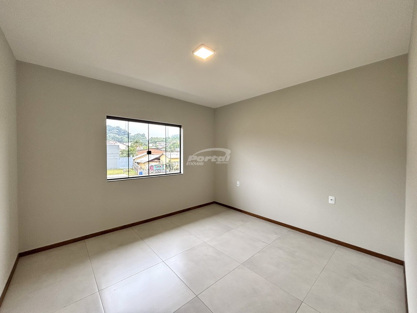 Casa para alugar com 2 quartos, 100m² - Foto 7