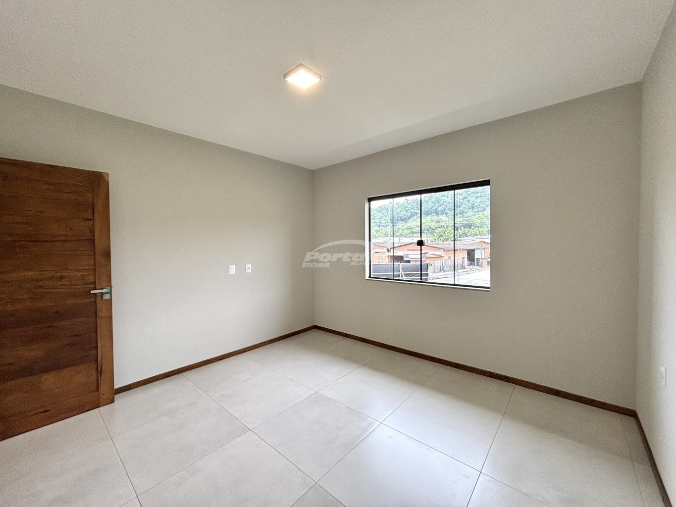 Casa para alugar com 2 quartos, 100m² - Foto 8
