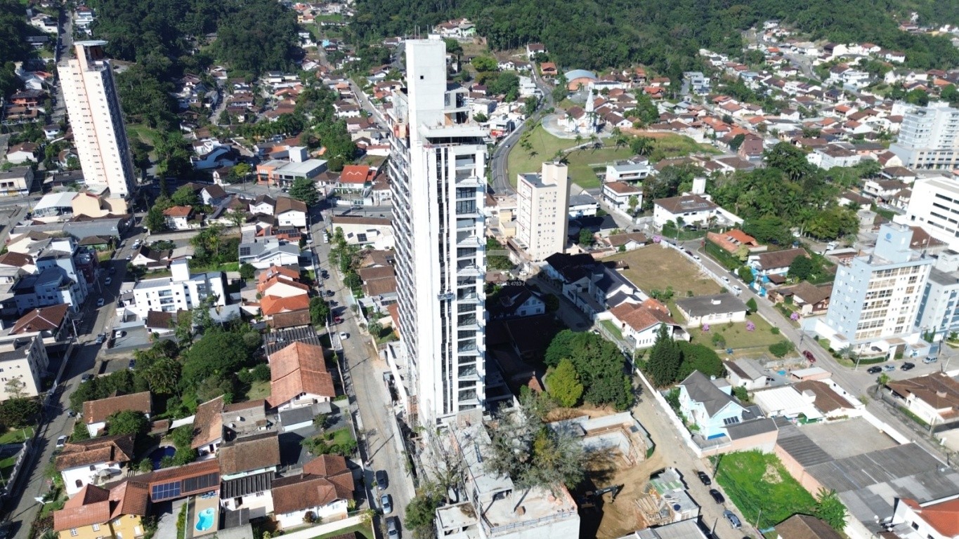 Apartamento à venda com 1 quarto, 21m² - Foto 2