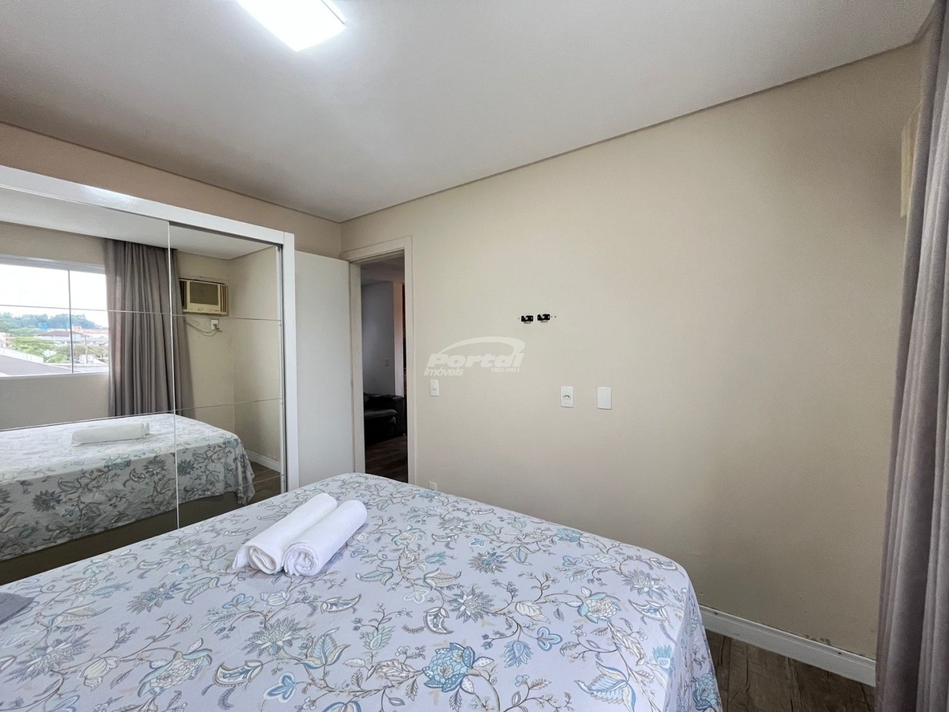 Quarto 01