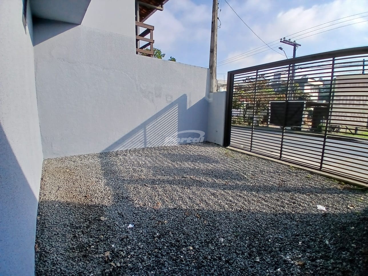 Casa para alugar com 2 quartos, 80m² - Foto 2