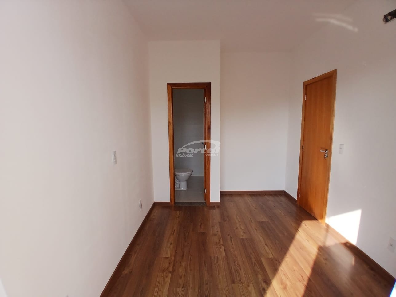 Casa para alugar com 2 quartos, 80m² - Foto 12